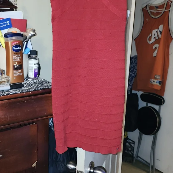 GUESS RED DRESS - Picture 3 of 3